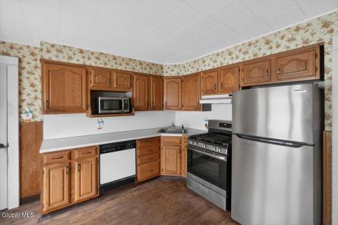 2048 Curry Road Rotterdam NY 12303