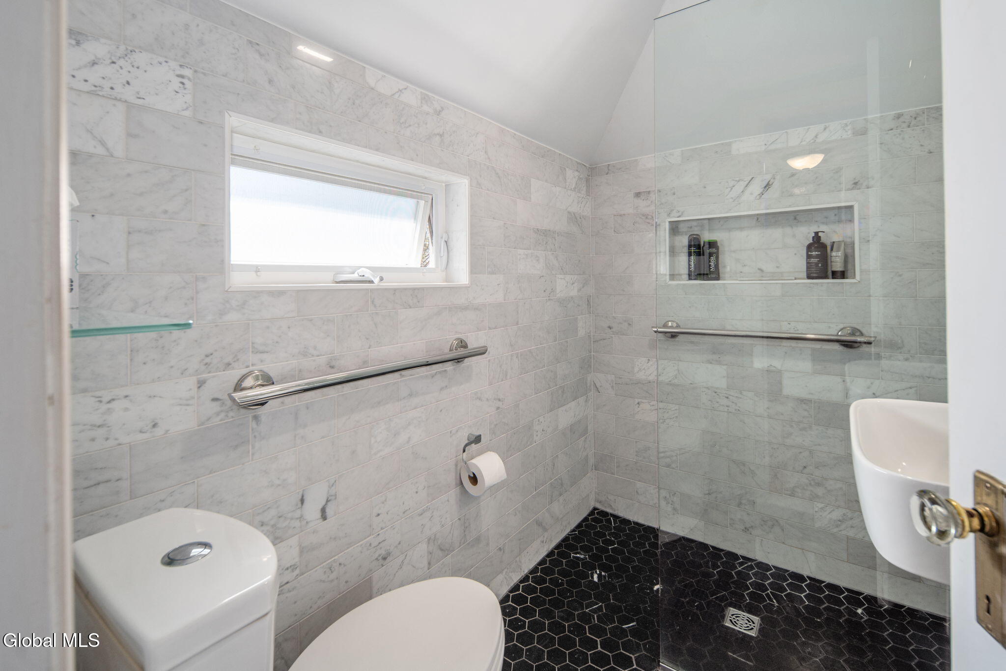 143 Rosemont Street Albany NY 12206