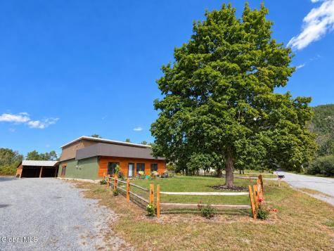 9 Panther Mountain Road Chestertown NY 12817