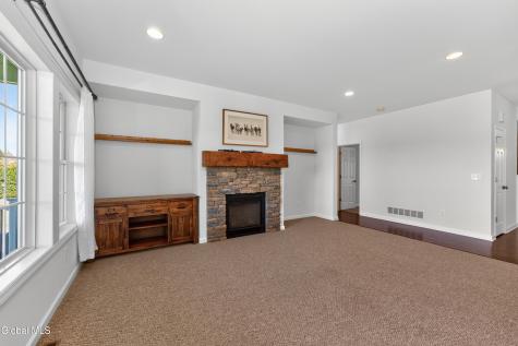 72 Somerset Drive Mechanicville NY 12118
