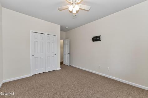 72 Somerset Drive Mechanicville NY 12118