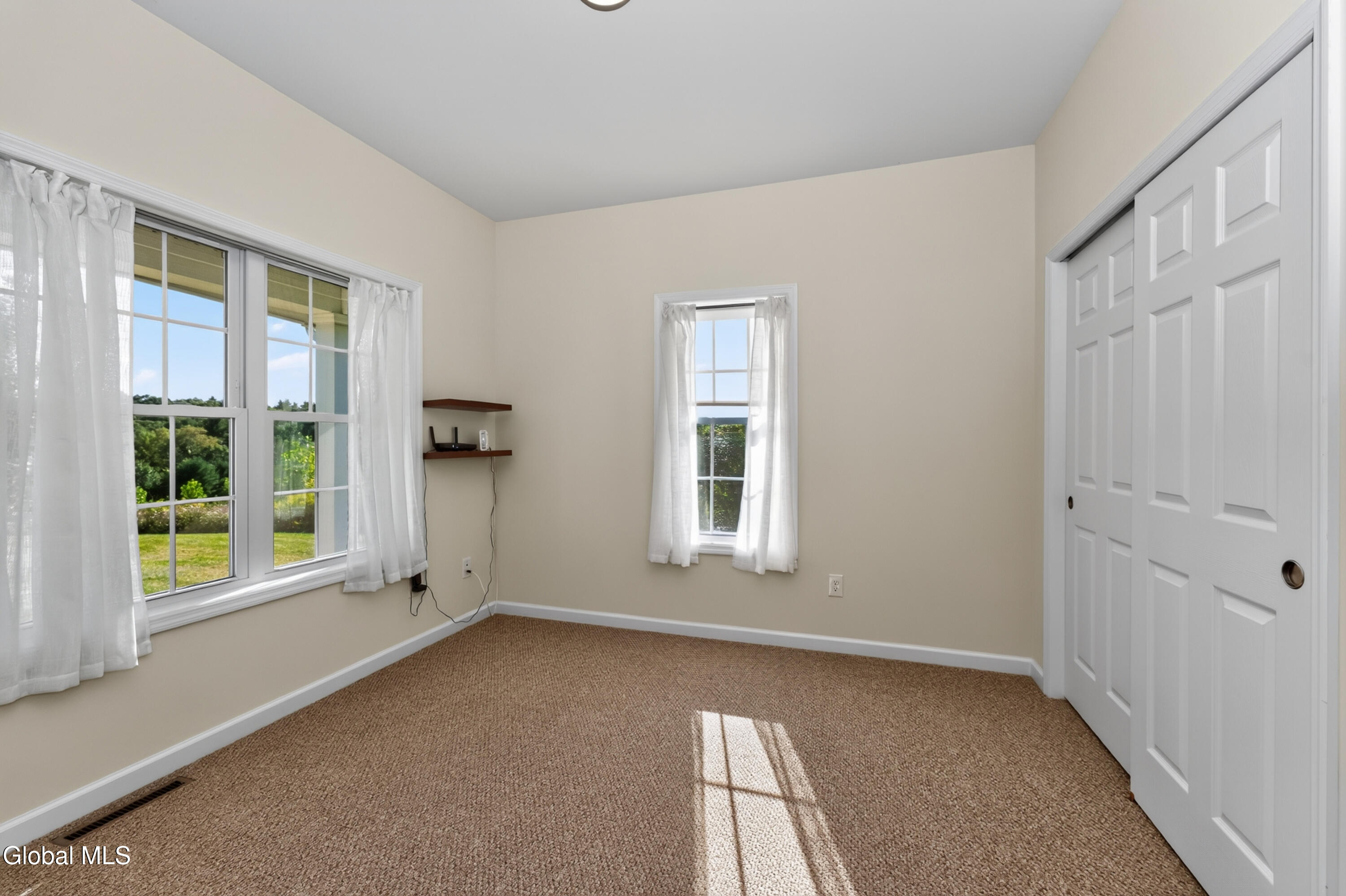 72 Somerset Drive Mechanicville NY 12118