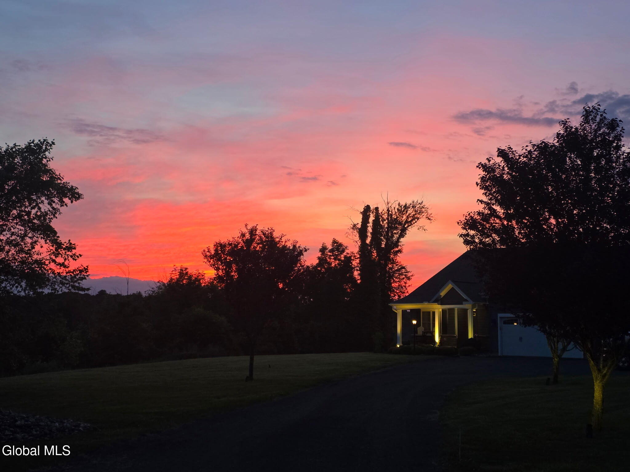 72 Somerset Drive Mechanicville NY 12118