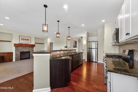 72 Somerset Drive Mechanicville NY 12118