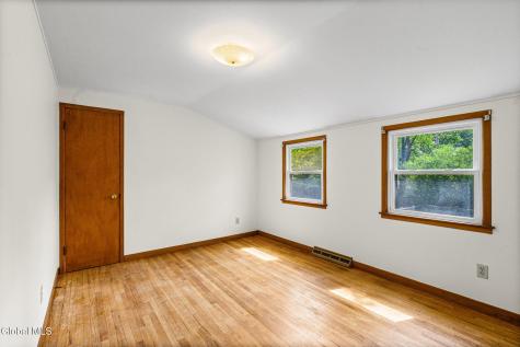 1246 Sumner Avenue Schenectady NY 12309