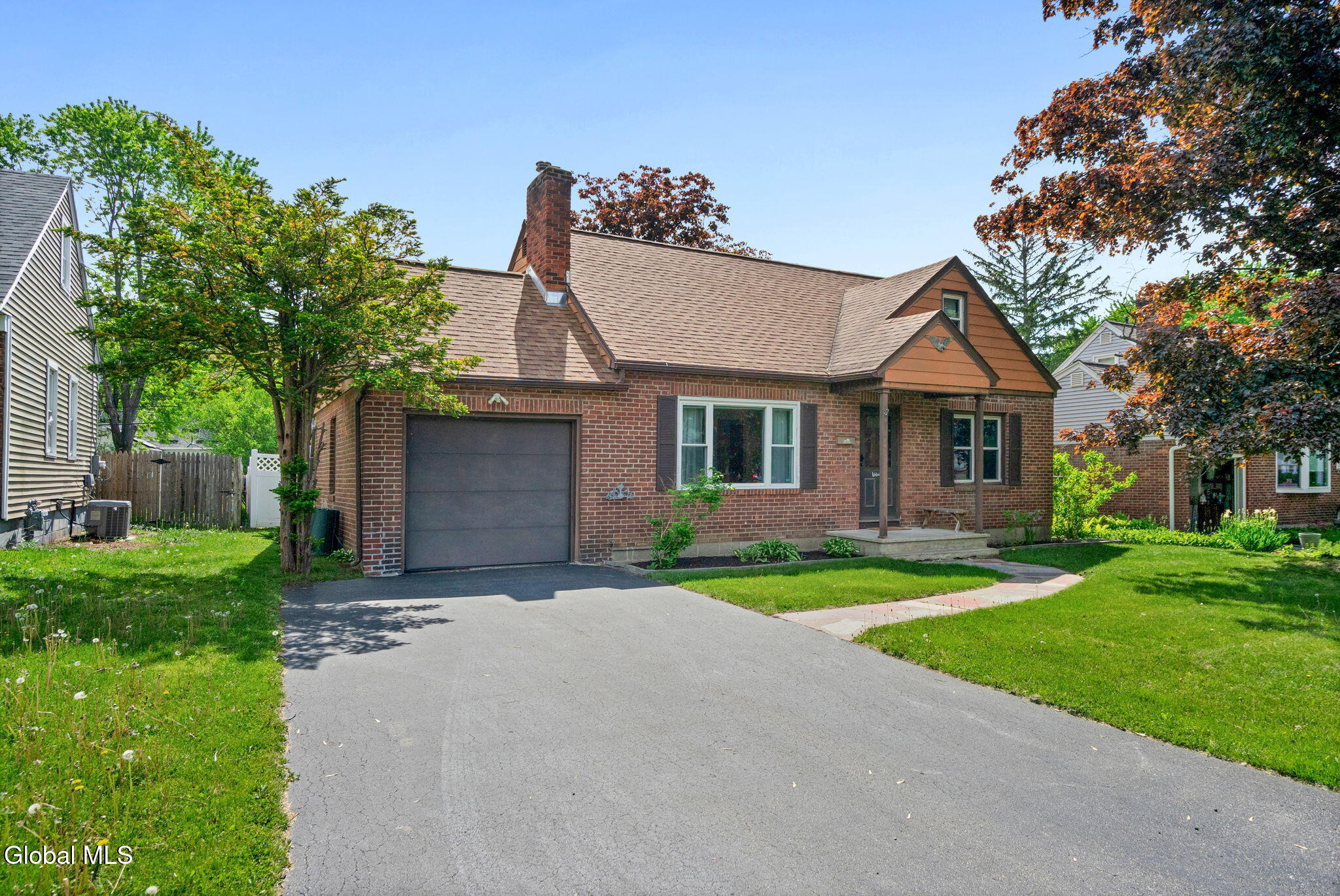 1246 Sumner Avenue Schenectady NY 12309