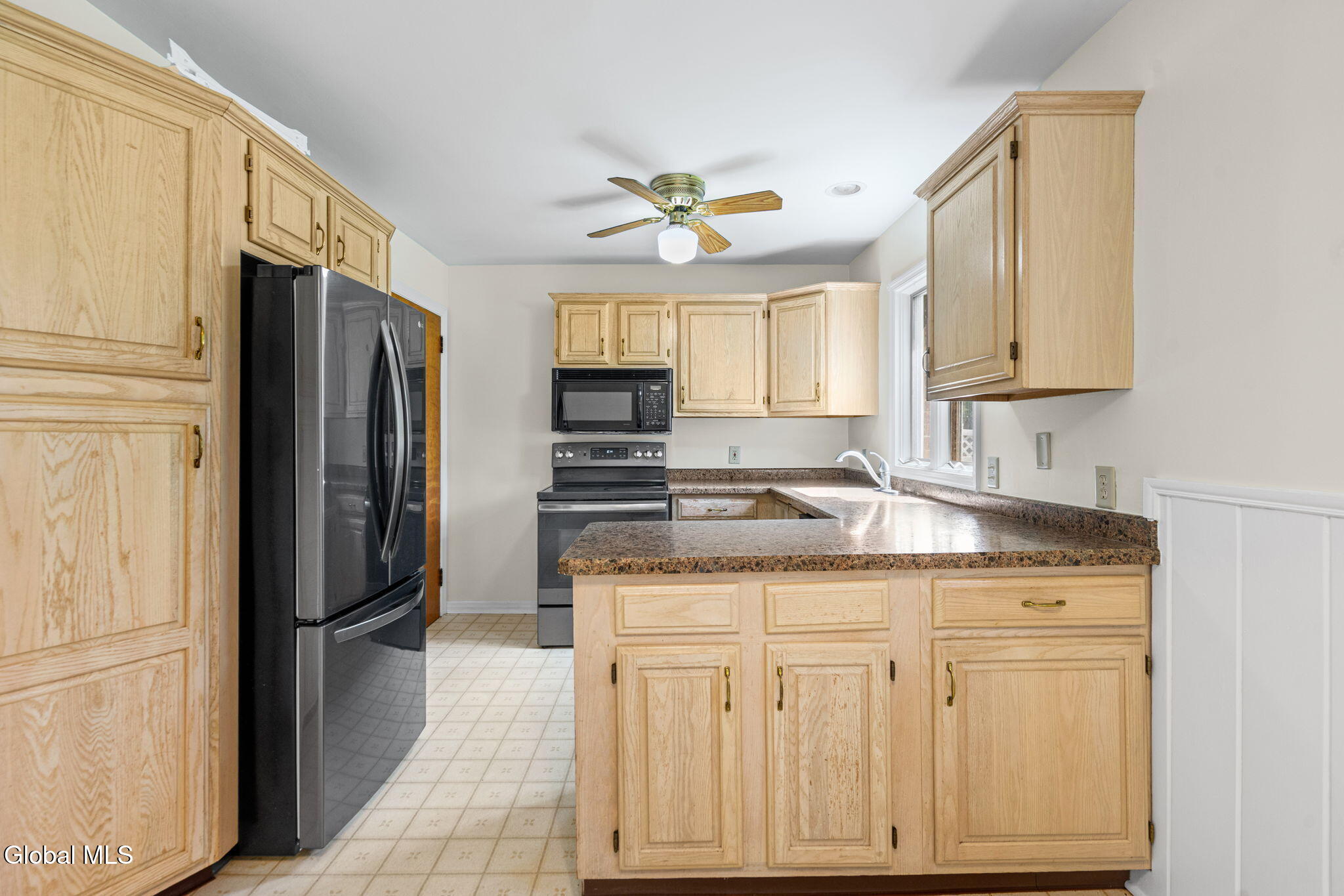 1246 Sumner Avenue Schenectady NY 12309