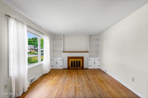 1246 Sumner Avenue Schenectady NY 12309