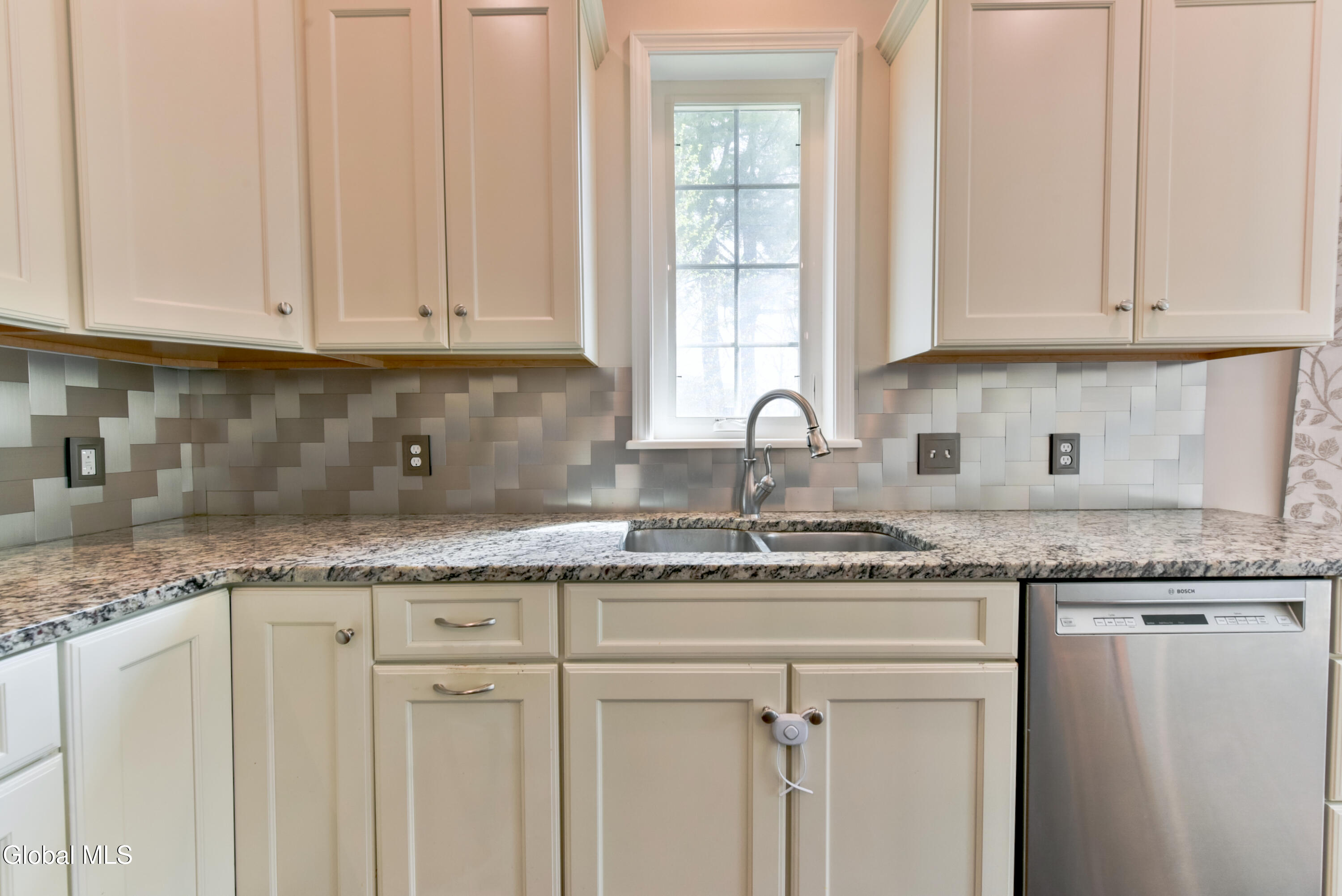 8 Maria Lane Saratoga Springs NY 12866