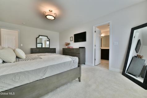 8 Maria Lane Saratoga Springs NY 12866