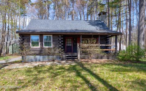 110 Dunning Street Malta NY 12020