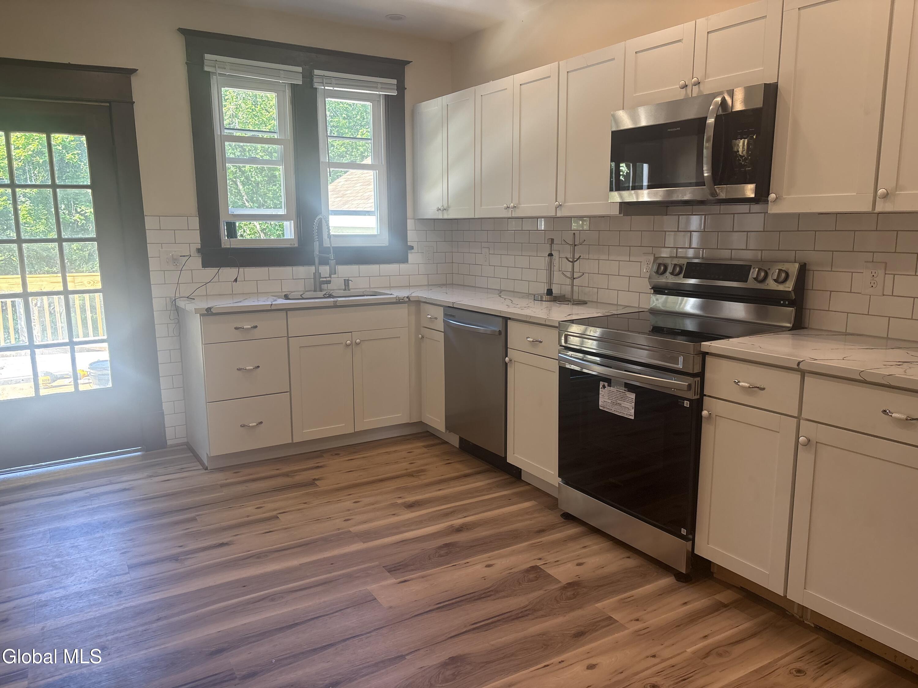 618 Kenwood Avenue Delmar NY 12054
