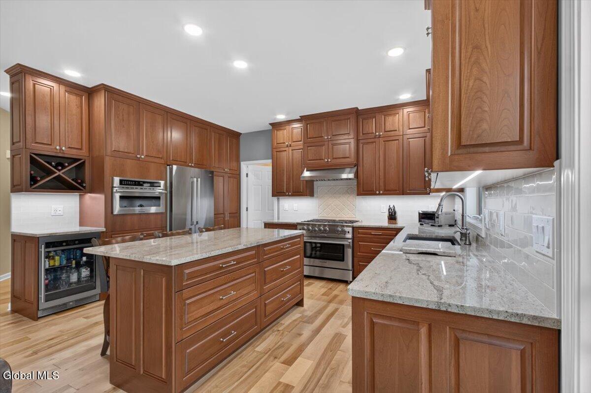 13 Devoe Drive Clifton Park NY 12065