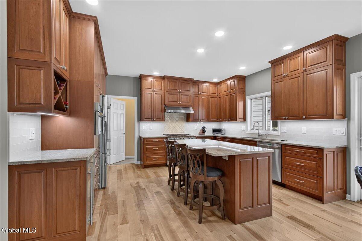 13 Devoe Drive Clifton Park NY 12065