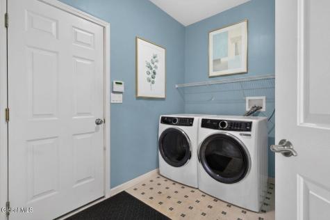 13 Devoe Drive Clifton Park NY 12065