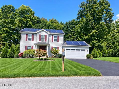 23 Geneva Drive Queensbury NY 12804