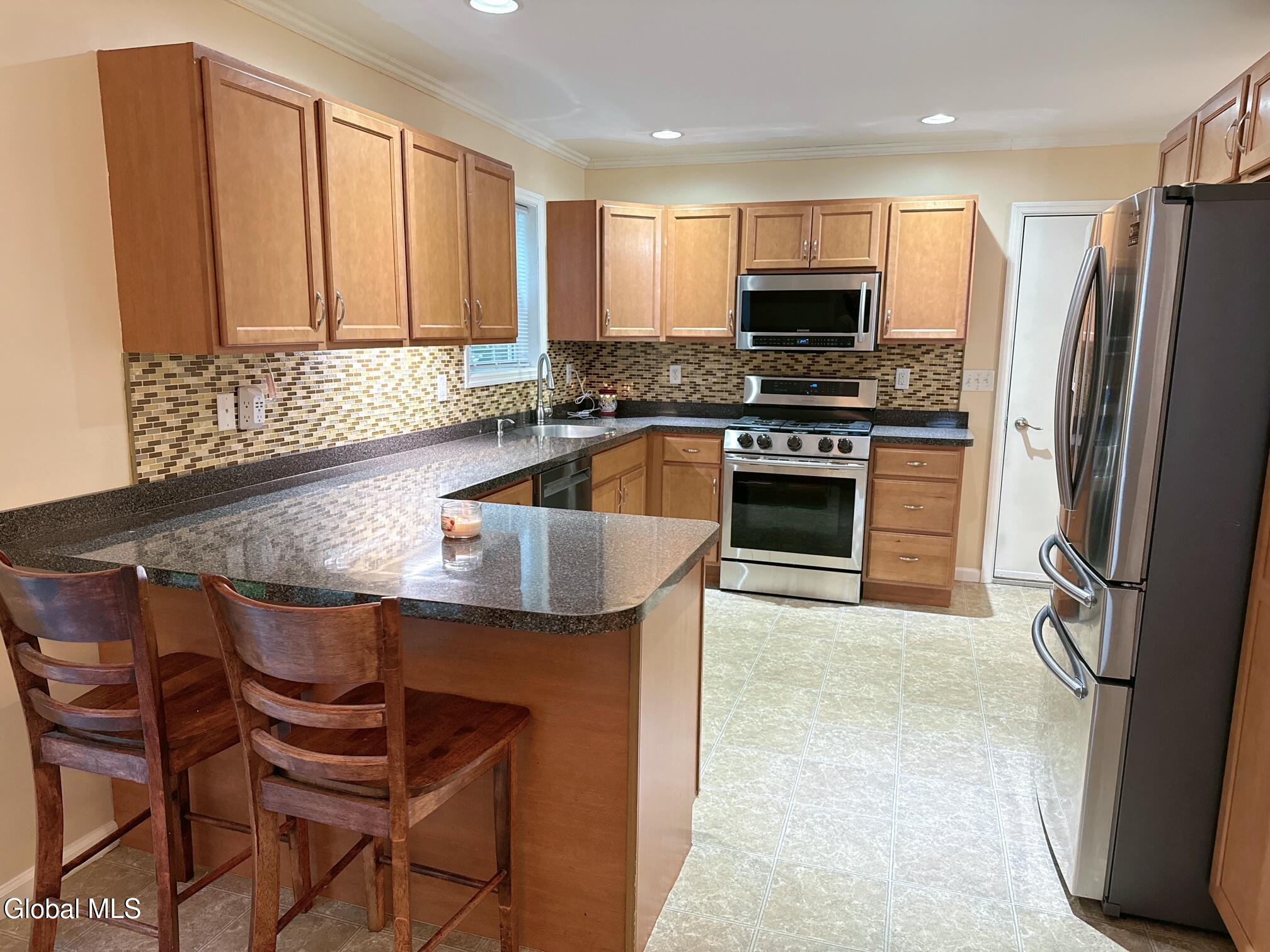 23 Geneva Drive Queensbury NY 12804