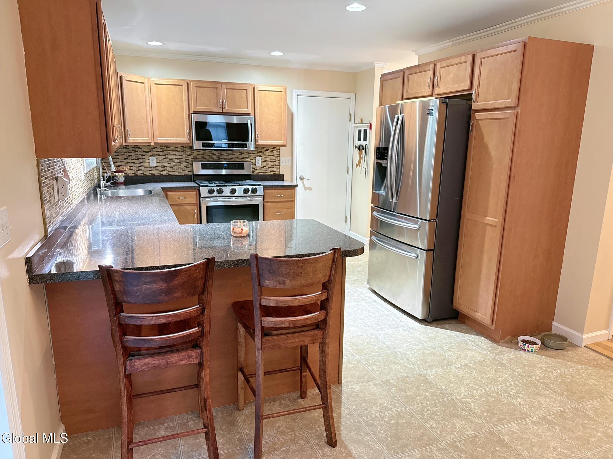 23 Geneva Drive Queensbury NY 12804