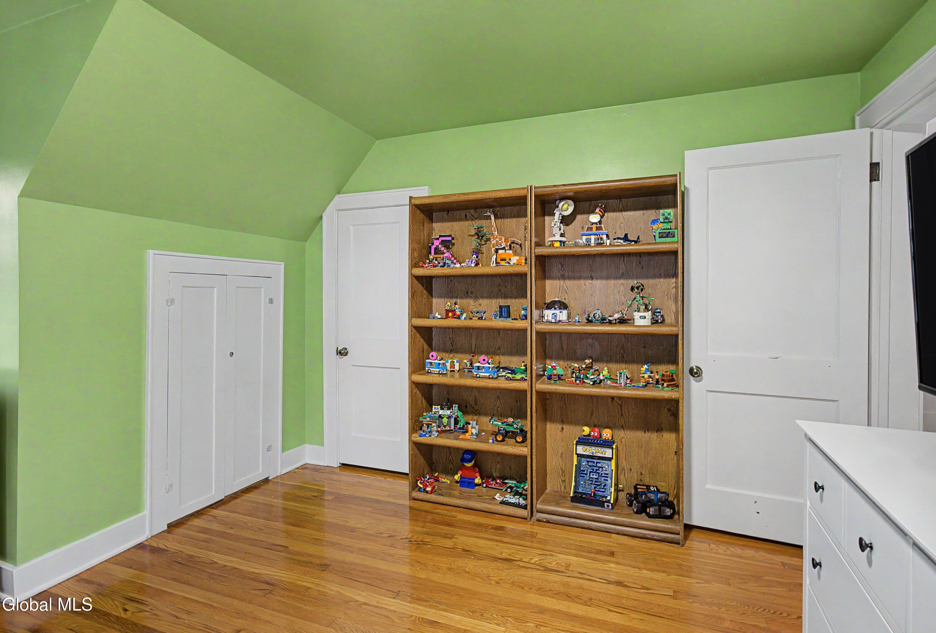 26 Hillcrest Road Latham NY 12110