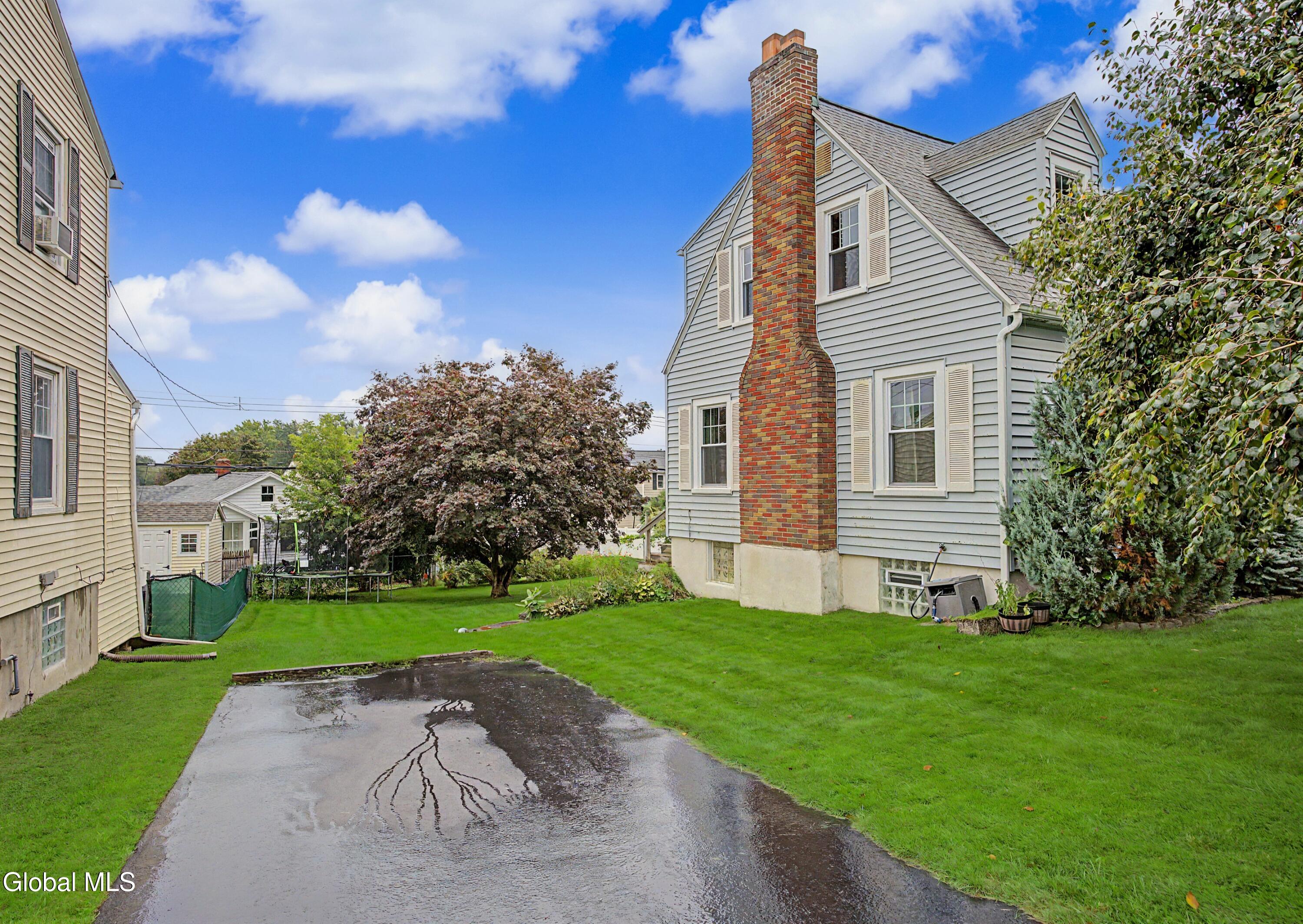 26 Hillcrest Road Latham NY 12110
