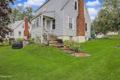 26 Hillcrest Road Latham NY 12110