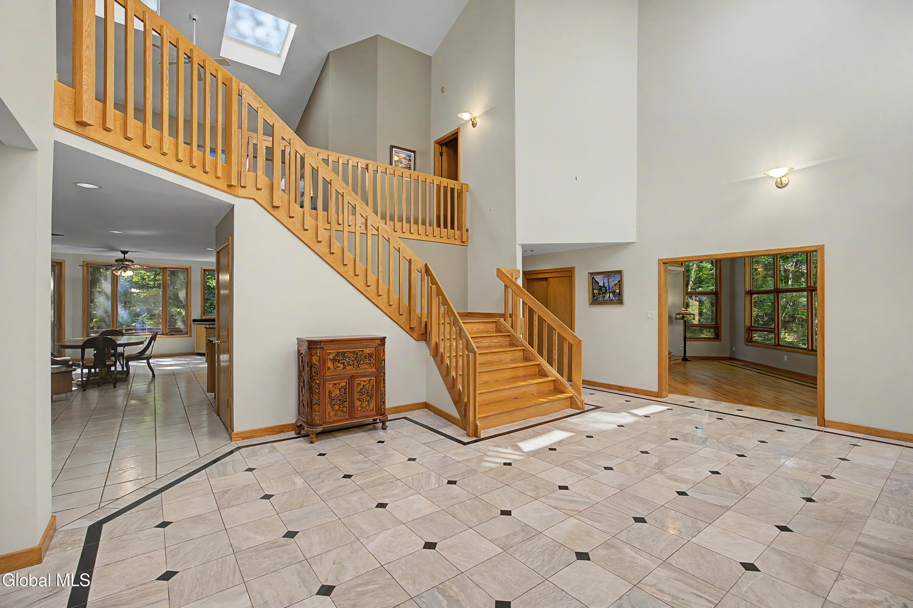 37 Covington Court Niskayuna NY 12309