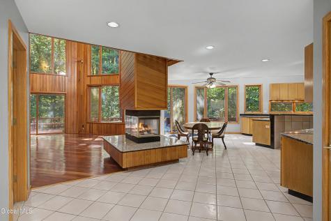 37 Covington Court Niskayuna NY 12309
