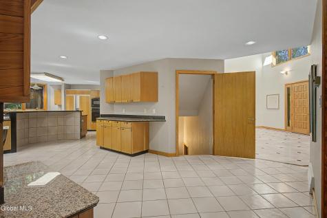 37 Covington Court Niskayuna NY 12309