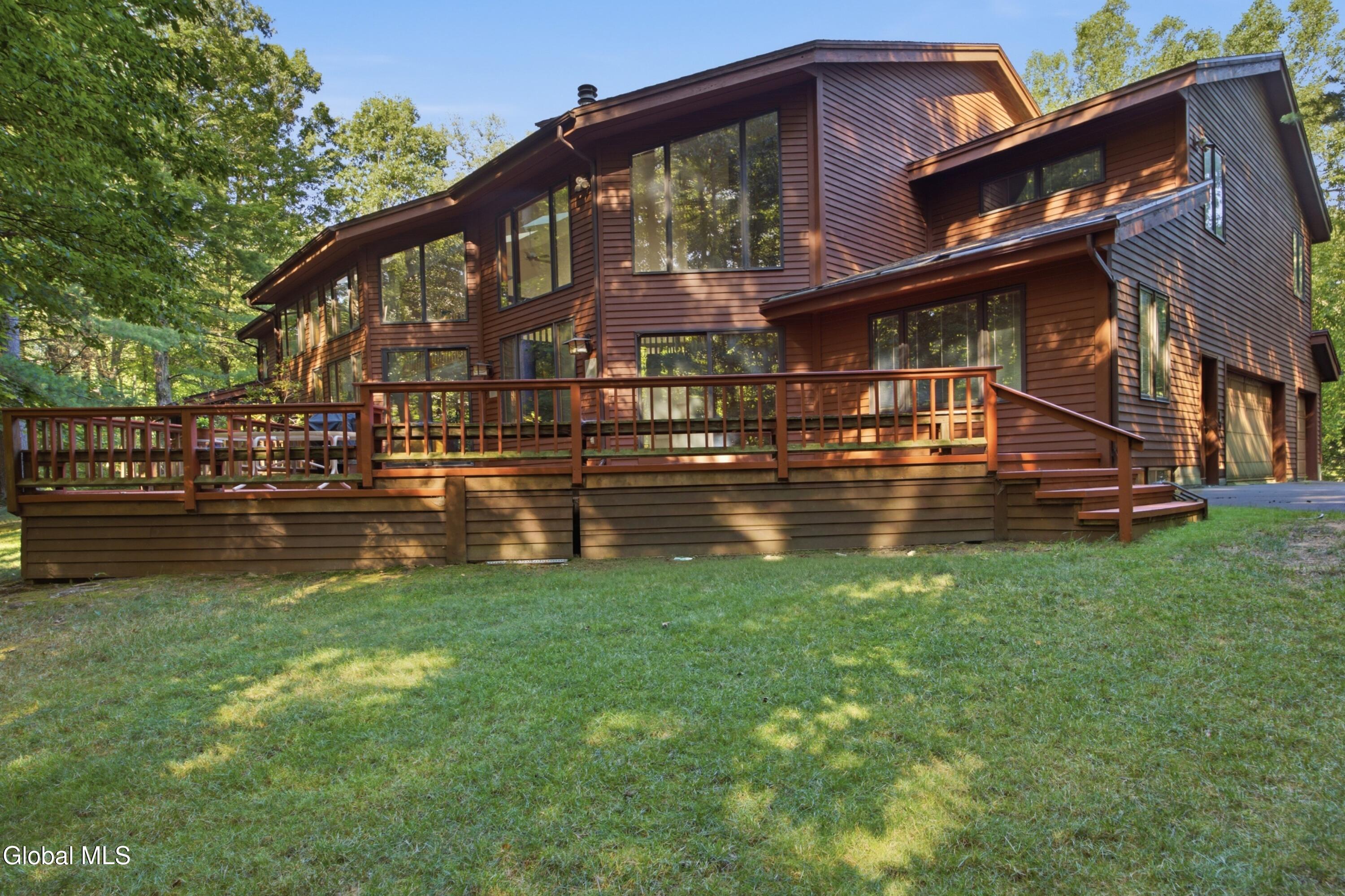 37 Covington Court Niskayuna NY 12309