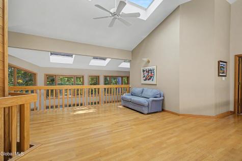 37 Covington Court Niskayuna NY 12309
