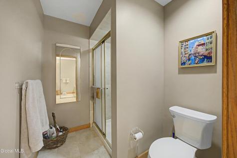 37 Covington Court Niskayuna NY 12309