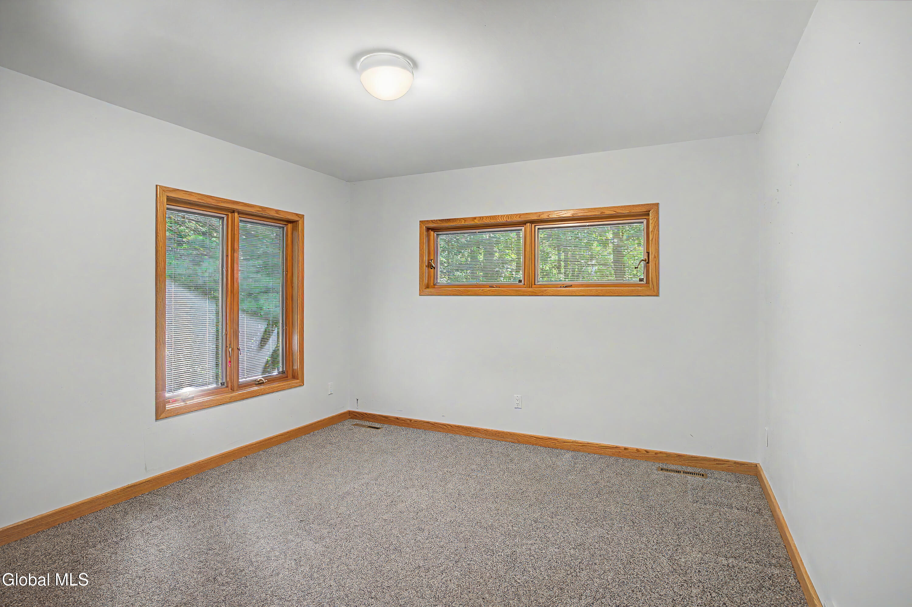 37 Covington Court Niskayuna NY 12309