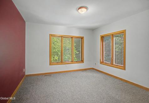 37 Covington Court Niskayuna NY 12309