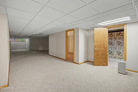 37 Covington Court Niskayuna NY 12309