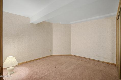 37 Covington Court Niskayuna NY 12309