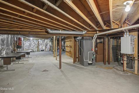 37 Covington Court Niskayuna NY 12309