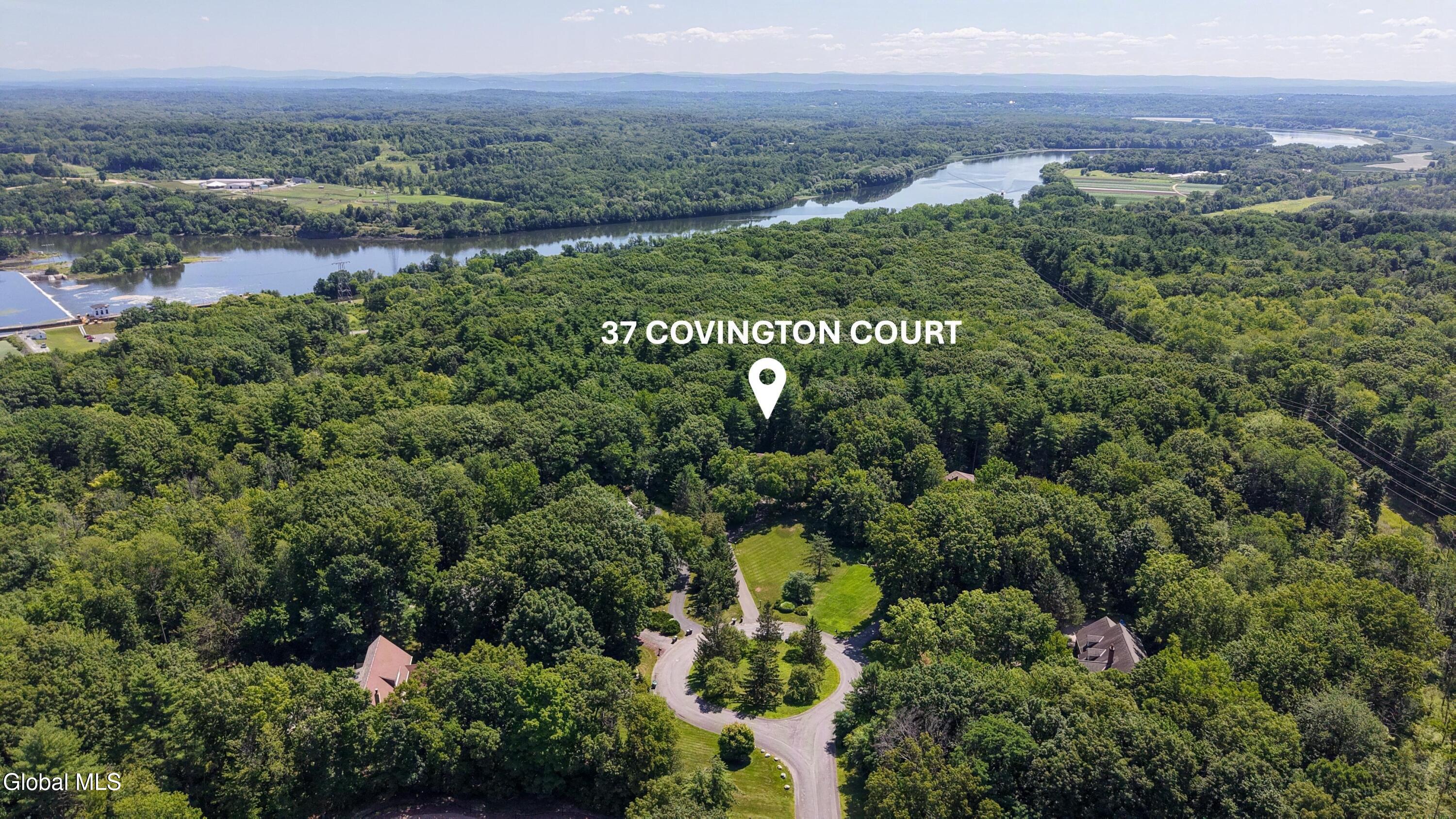 37 Covington Court Niskayuna NY 12309