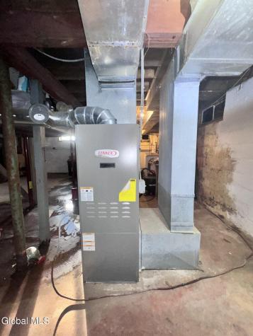 6 Alflo Circle Glenville NY 12302