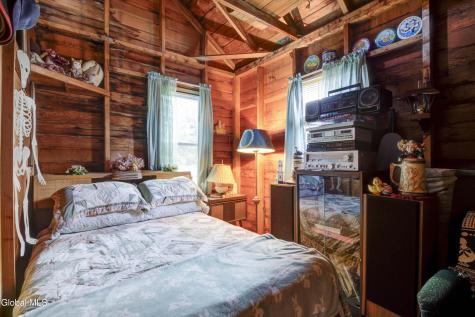 144 Woodland Avenue Gloversville NY 12078