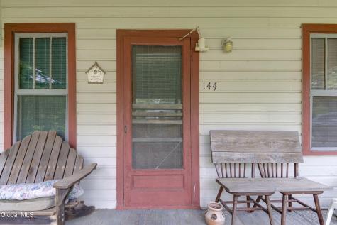 144 Woodland Avenue Gloversville NY 12078