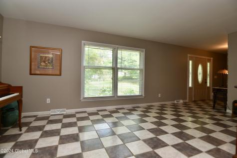4 Berkshire Drive Clifton Park NY 12065