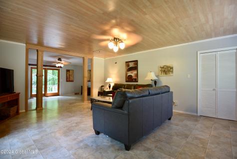 4 Berkshire Drive Clifton Park NY 12065