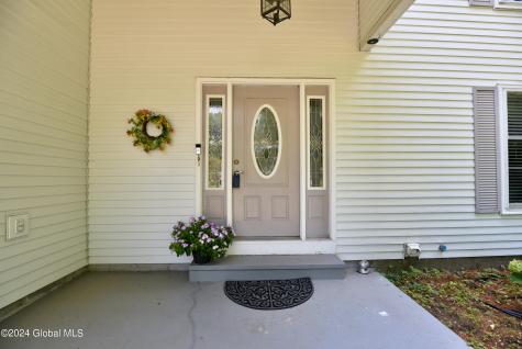 4 Berkshire Drive Clifton Park NY 12065