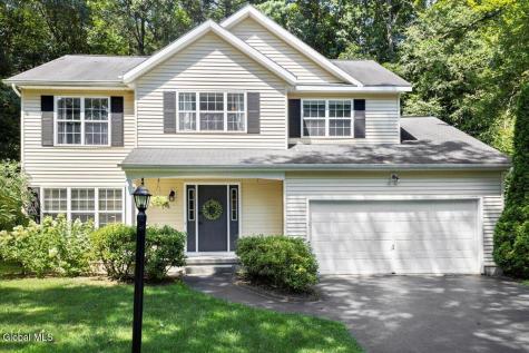 93 Damascus Drive Gansevoort NY 12831