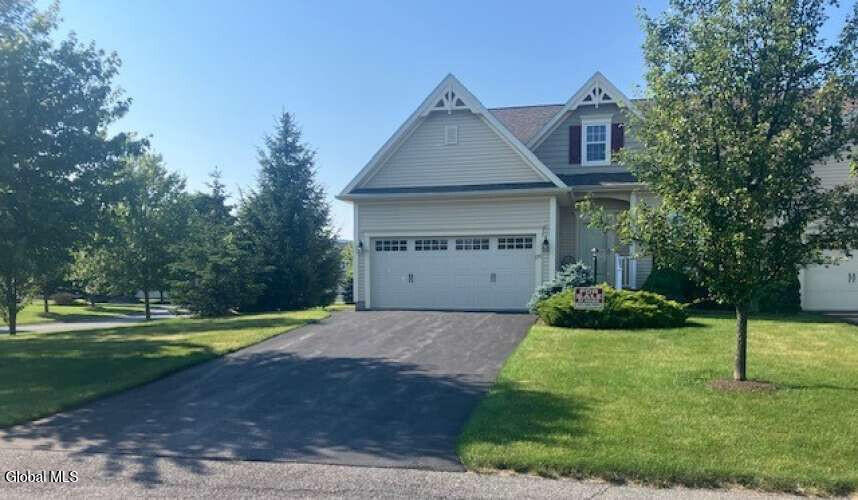 35 Beekman Place Queensbury NY 12804