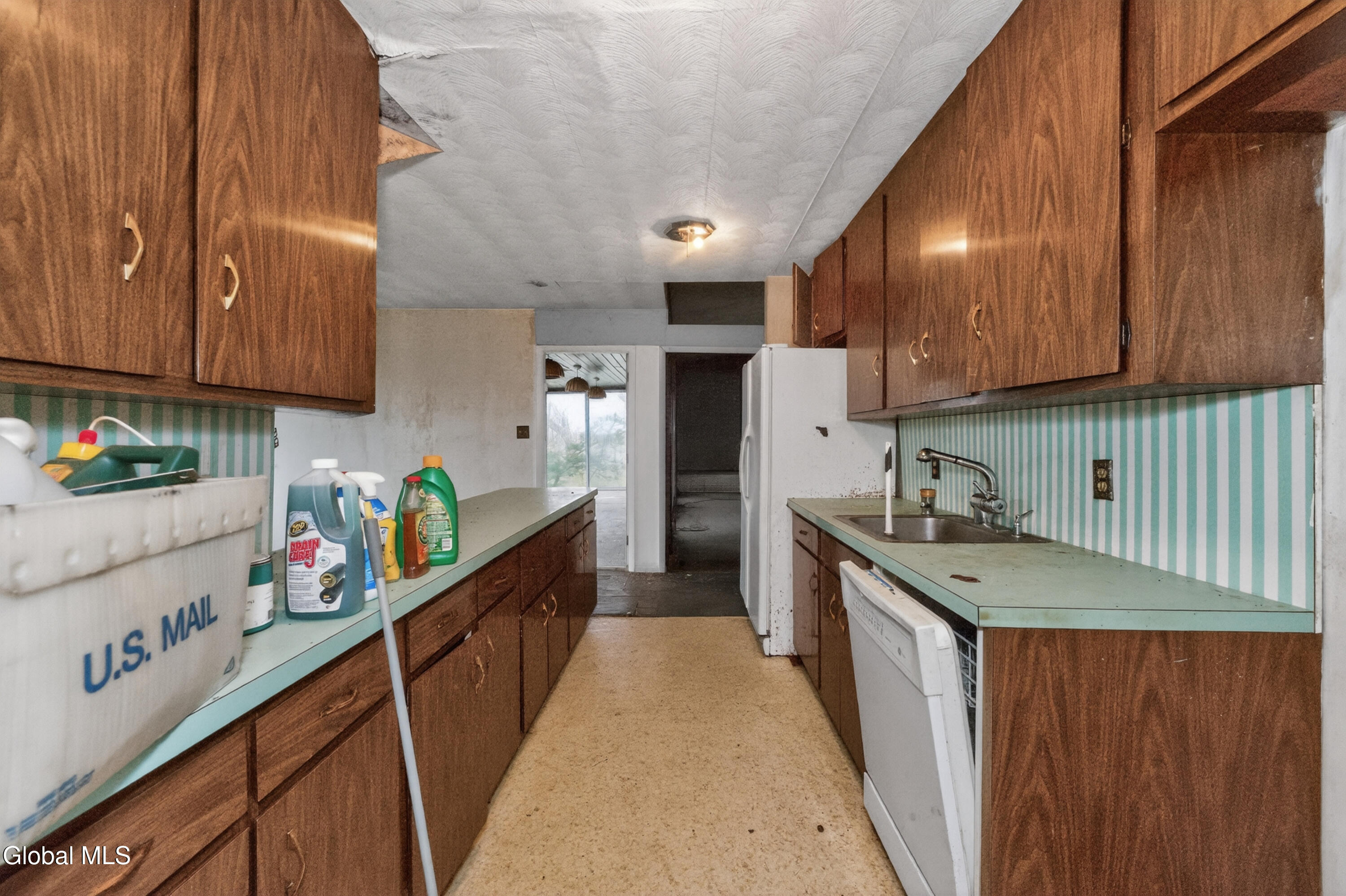 20 Alsid Court Troy NY 12180
