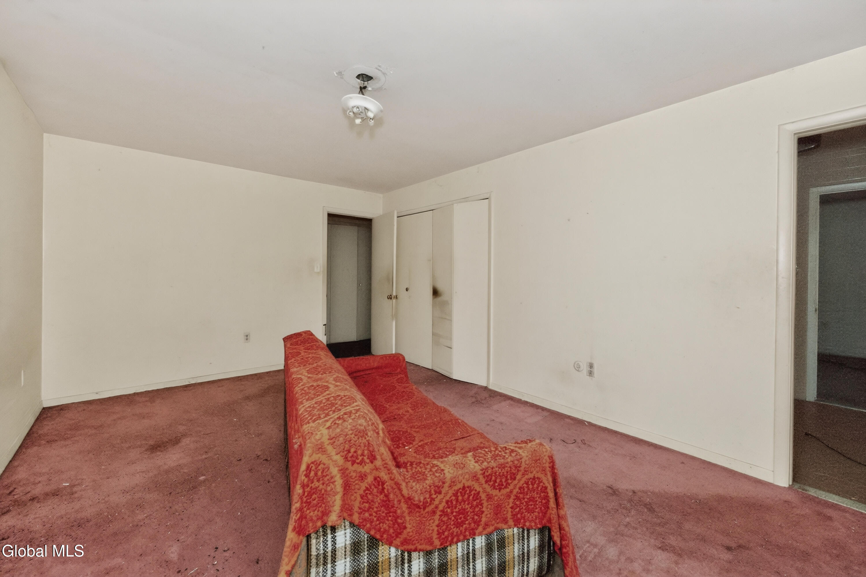 20 Alsid Court Troy NY 12180
