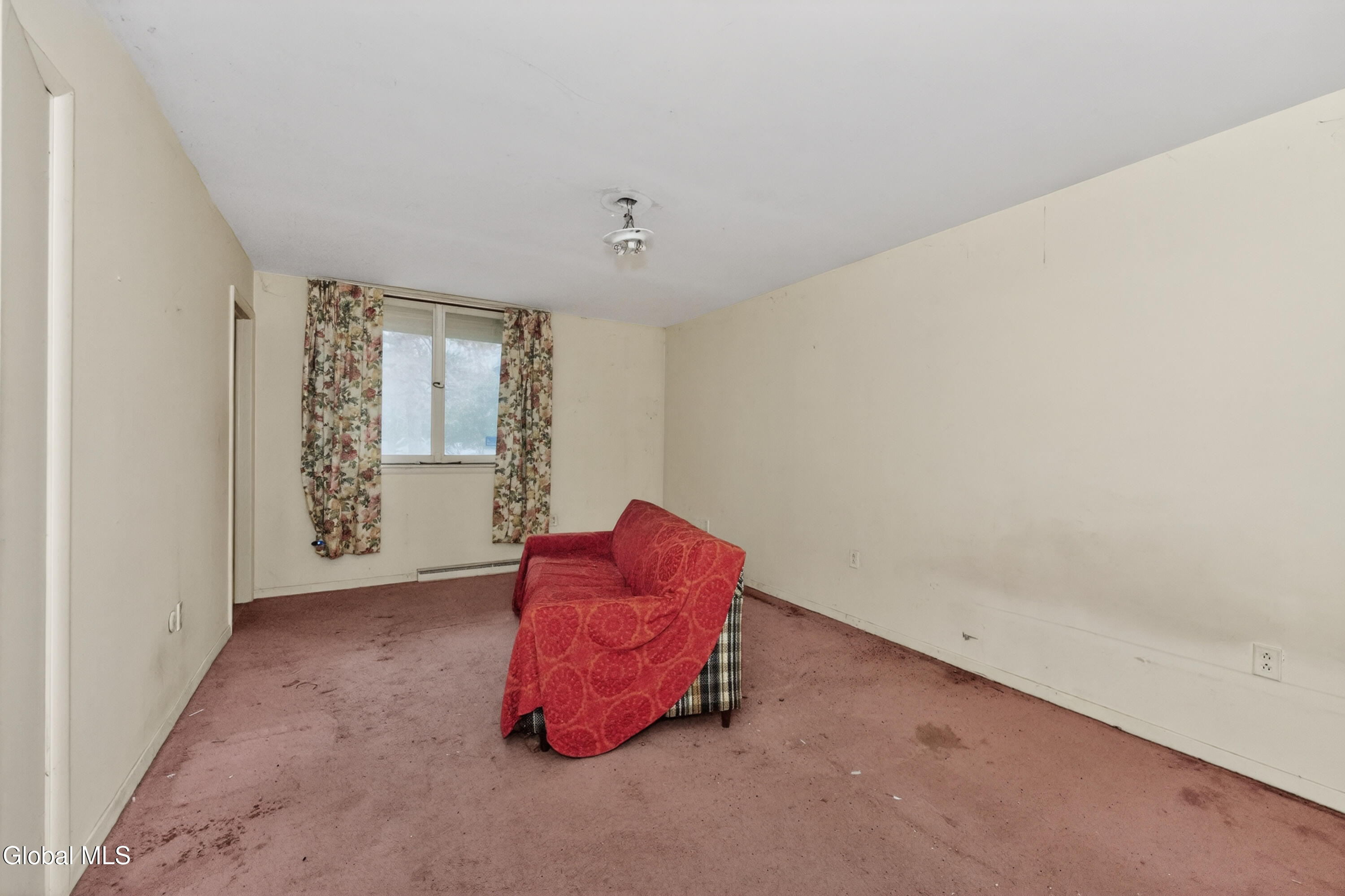 20 Alsid Court Troy NY 12180