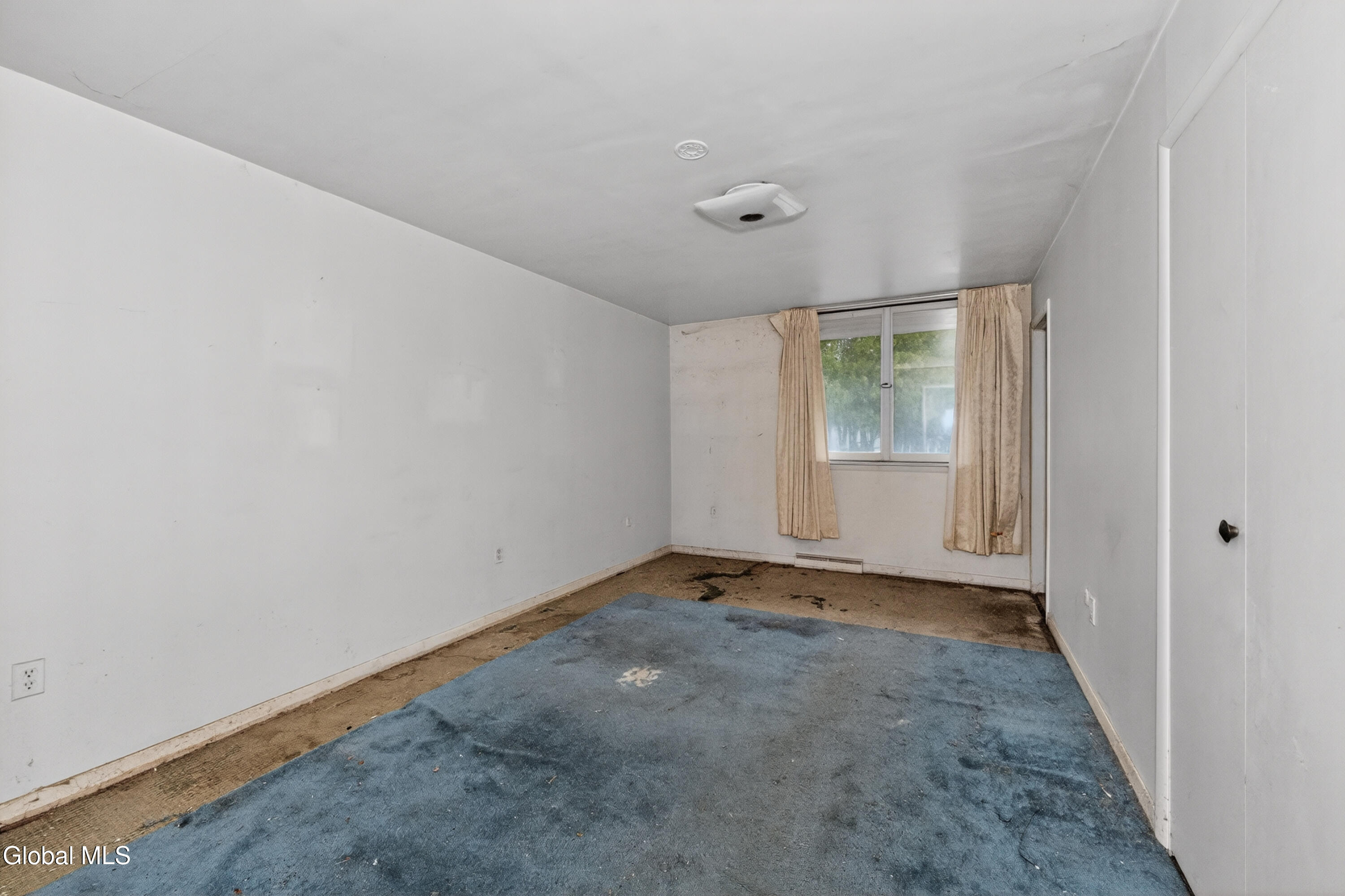 20 Alsid Court Troy NY 12180