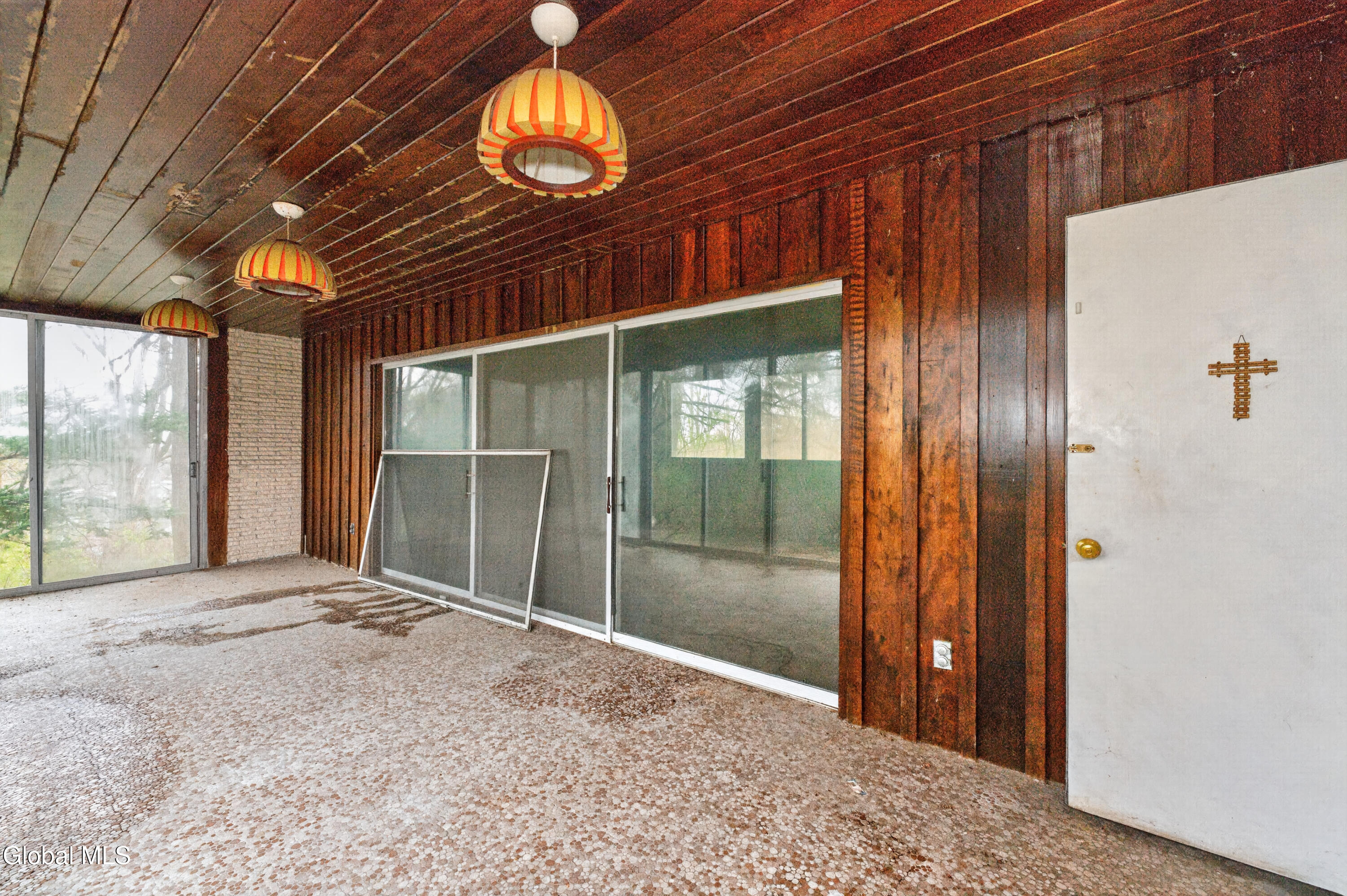 20 Alsid Court Troy NY 12180